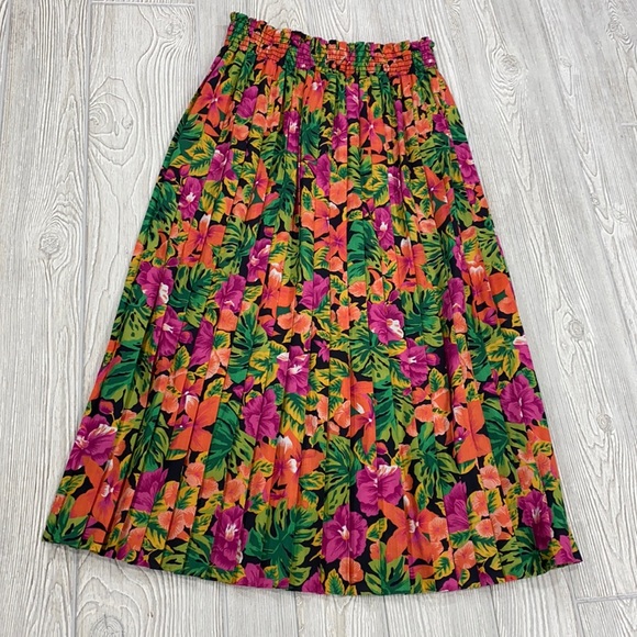Kirsten Grey Dresses & Skirts - Vintage Kirsten Grey Pleated Tropical Floral Skirt - sz L
